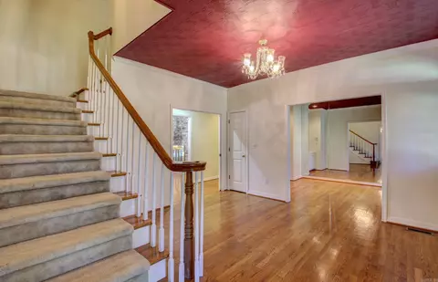 Entry Way - 3045 Westover Dr, Conway, AR 72032 photo 2 of 4