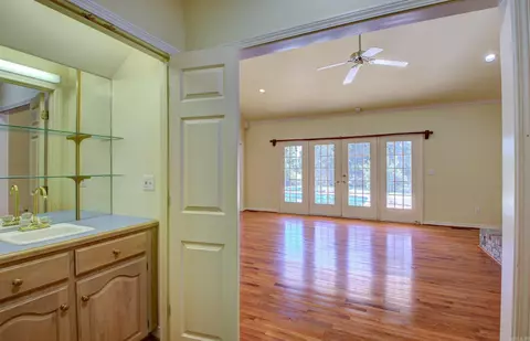Living - 3045 Westover Dr, Conway, AR 72032 photo 2 of 6