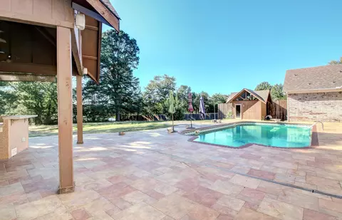Exterior - 3045 Westover Dr, Conway, AR 72032 photo 8 of 11