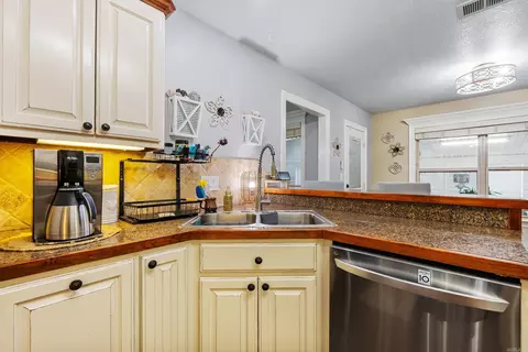 8 Talladega Loop, Cabot, AR 72023 photo 12