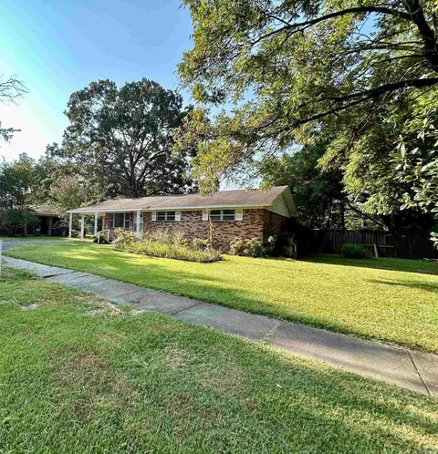 805 W College, Beebe, AR 72012 photo 1