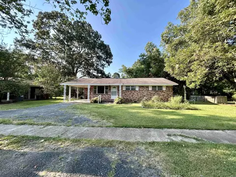 805 W College, Beebe, AR 72012 photo 2