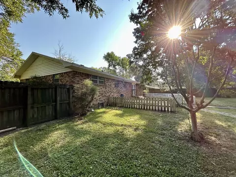 805 W College, Beebe, AR 72012 photo 6