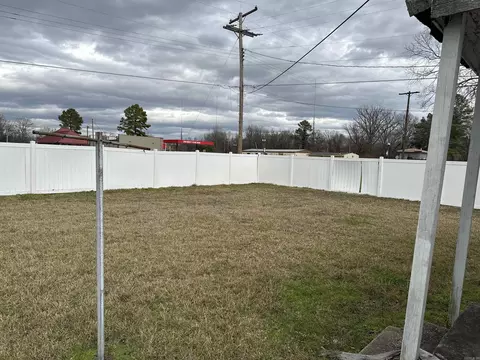 98 Watson Blvd, Pine Bluff, AR 71601 photo 9