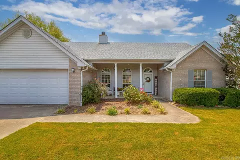 Exterior - 811 St Ives, Benton, AR 72019 photo 3 of 5