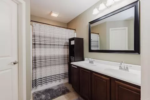 Bath - 609 Westgate Cv, Alexander, AR 72002 photo 1 of 2
