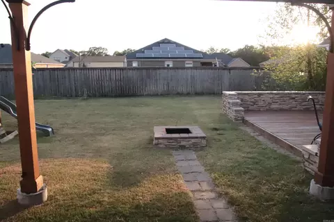 Exterior - 24 Stonehenge Dr, Cabot, AR 72023 photo 6 of 10