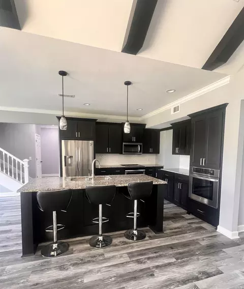 Kitchen - 2115 Randle Rd, White Hall, AR 71603 photo 2 of 5
