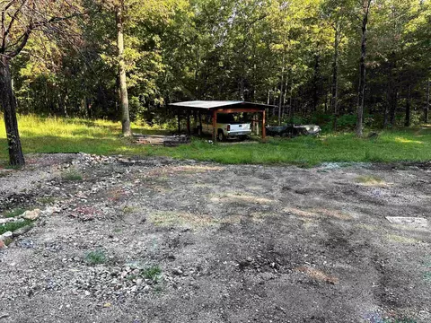510 Barnes Rd, Evening Shade, AR 72532