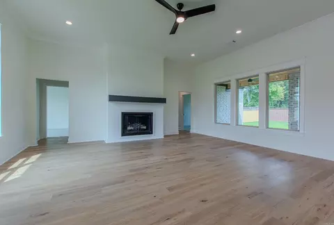 3088 Province Dr, Benton, AR 72019 photo 8