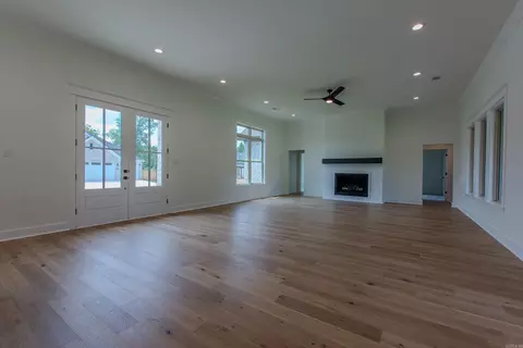 3088 Province Dr, Benton, AR 72019 photo 3