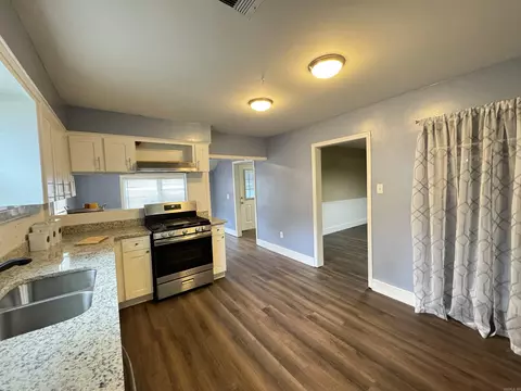 1379 Bruce St, Conway, AR 72034 photo 13