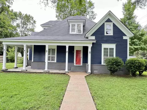 1379 Bruce St, Conway, AR 72034 photo 1