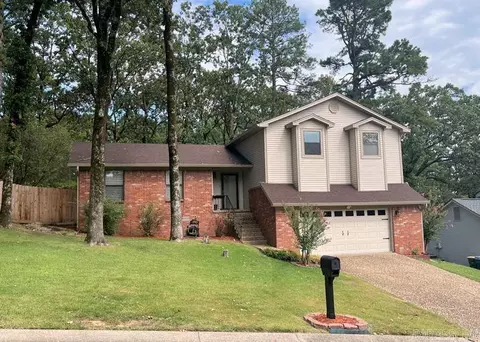 5 Summerland Ct, Little Rock, AR 72227