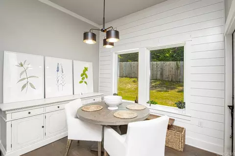 Dining - 704 Jalin Cv, Benton, AR 72019 photo 1 of 1