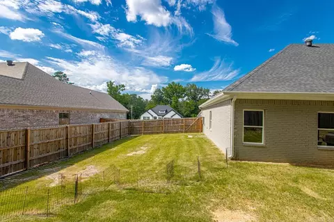 Exterior - 704 Jalin Cv, Benton, AR 72019 photo 7 of 7