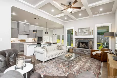 Living - 704 Jalin Cv, Benton, AR 72019 photo 2 of 6