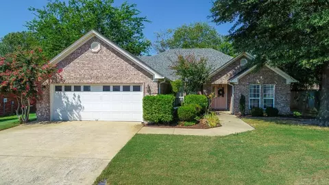 155 Grapevine, Conway, AR 72034 photo 1