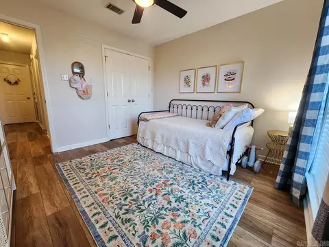 155 Grapevine, Conway, AR 72034 photo 17