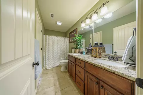 Bath - 7 Chamblee Cir, Batesville, AR 72501 photo 8 of 8