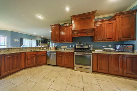 Kitchen - 7 Chamblee Cir, Batesville, AR 72501 photo 1 of 3
