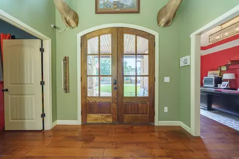 Entry Way - 7 Chamblee Cir, Batesville, AR 72501 photo 3 of 6