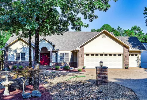 46 Promesa Dr, Hot Springs Village, AR 71909