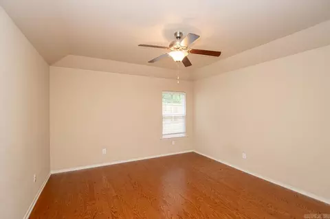 306 Crossing Ct, Bryant, AR 72022 photo 17
