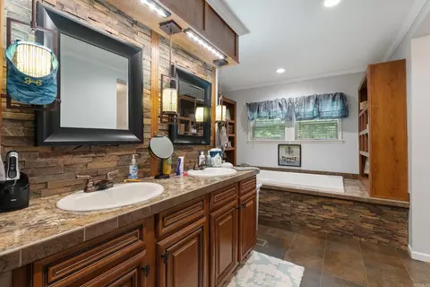 8 Rainey Rd # A, Greenbrier, AR 72058 photo 13