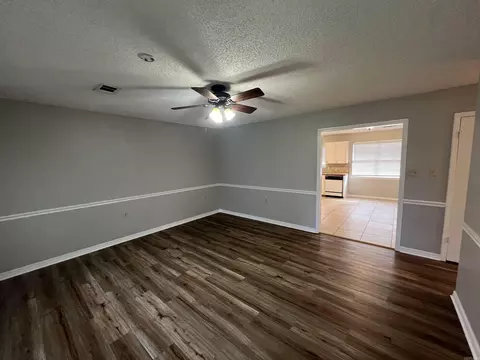 Living - 1811 Applewood Cv, Beebe, AR 72012 photo 2 of 4