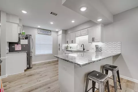 Kitchen - 7 Springbrook, Greenbrier, AR 72058 photo 1 of 5