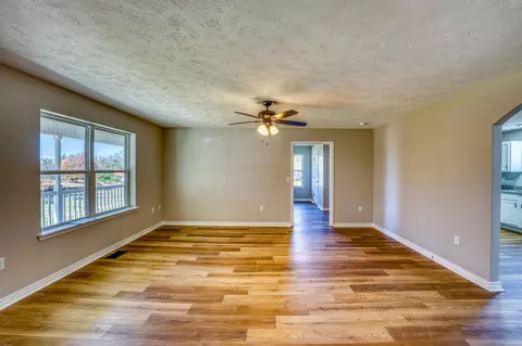 609 Canaan Rd, Marshall, AR 72650 photo 3