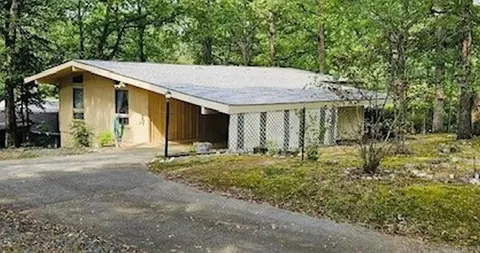 60 Cullerendo Way, Hot Springs Village, AR 71909
