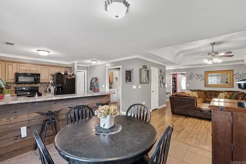 1233 Nancy, Trumann, AR 72472 photo 5