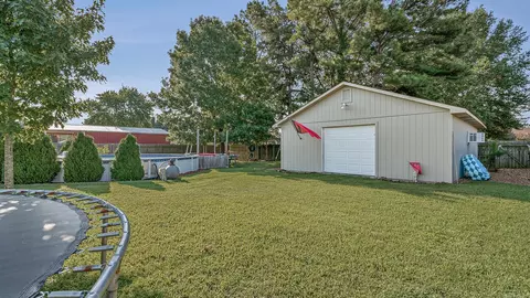 1233 Nancy, Trumann, AR 72472 photo 21