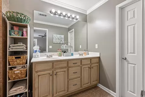 1233 Nancy, Trumann, AR 72472 photo 13