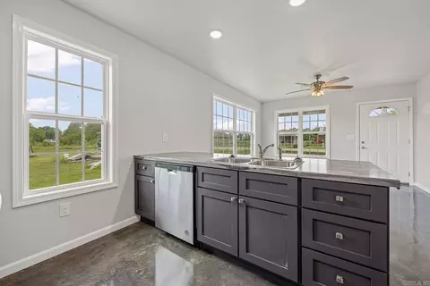 456 Wayne St, Trumann, AR 72472 photo 6