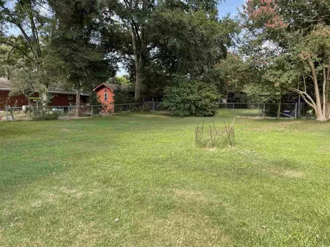 Exterior - 926 E Mill St, Malvern, AR 72104 photo 4 of 4