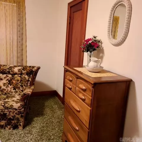 Bedroom - 926 E Mill St, Malvern, AR 72104 photo 3 of 4