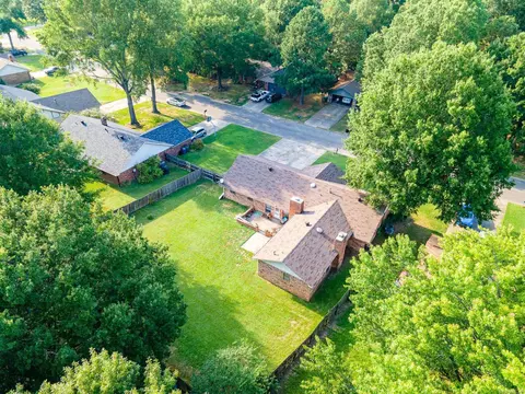 15 Pebble Brook Dr, Conway, AR 72034 photo 4