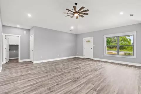 212 Blackjack Rd, Greenbrier, AR 72058 photo 8
