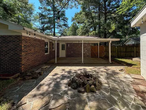 Exterior - 2510 Robinson Ave, Conway, AR 72034 photo 5 of 10