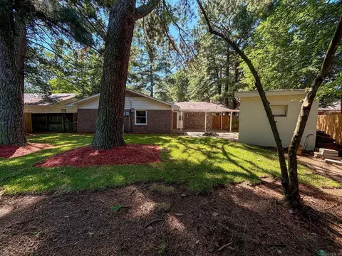 Exterior - 2510 Robinson Ave, Conway, AR 72034 photo 6 of 10