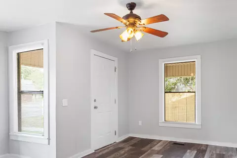 841 Hall St, Malvern, AR 72104 photo 2