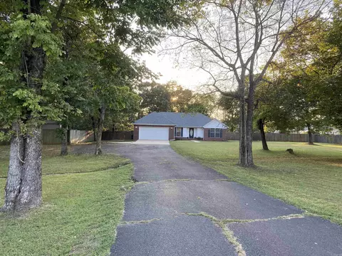 42 Northlake Dr, Conway, AR 72032 photo 4