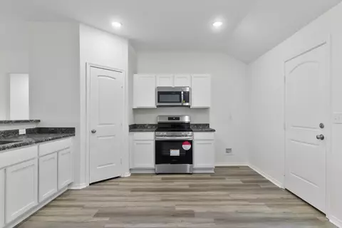 1272 Meadows Dr, Benton, AR 72019 photo 9