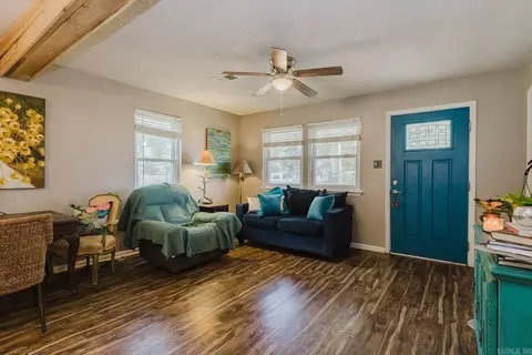 210 S Laurel St, Bryant, AR 72022 photo 4