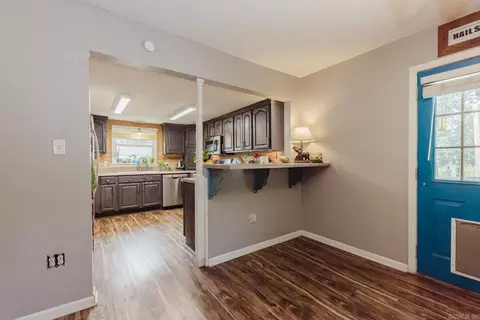 210 S Laurel St, Bryant, AR 72022 photo 11
