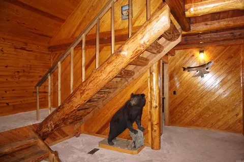 Entry Way - 136 Deer Trl, Searcy, AR 72143 photo 1 of 2