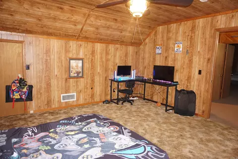 Bedroom - 136 Deer Trl, Searcy, AR 72143 photo 5 of 5